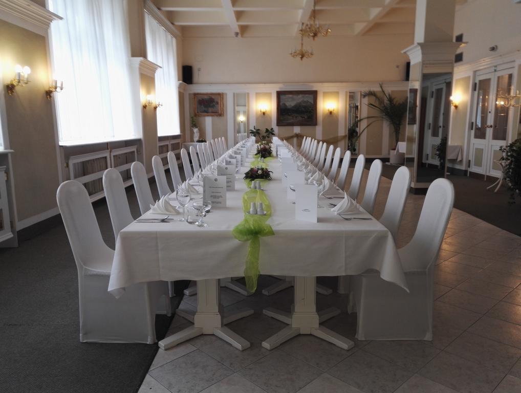 Wellness Hotel Central Klatovy Buitenkant foto