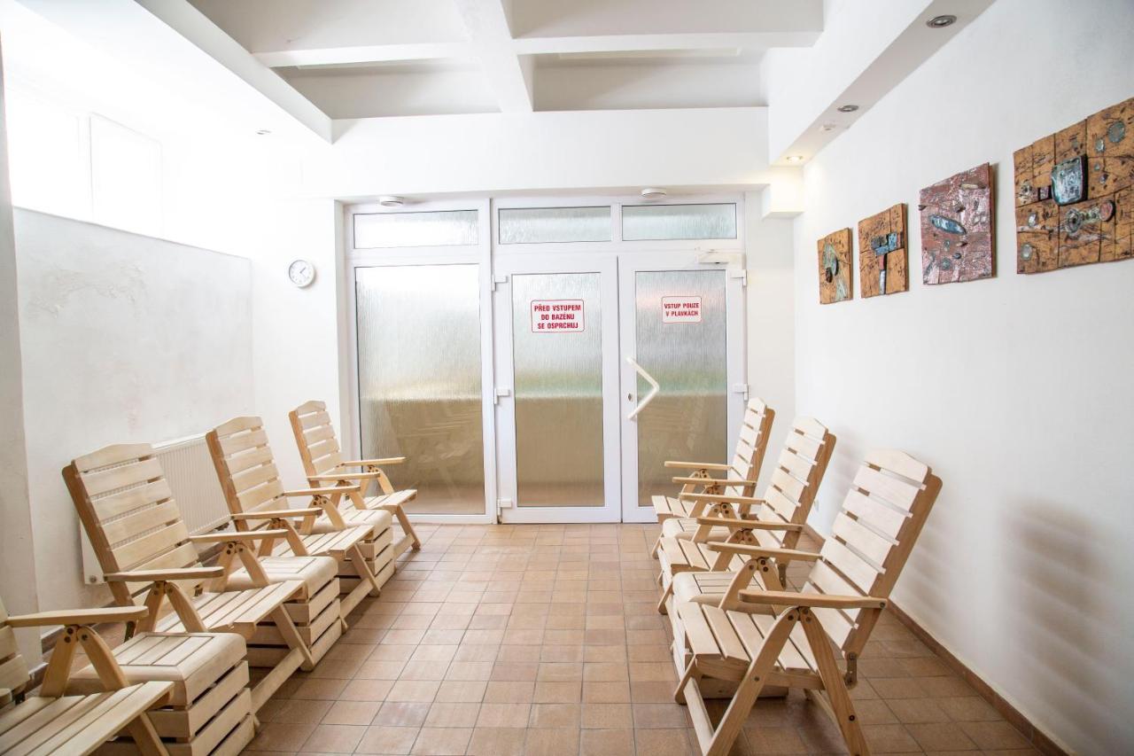 Wellness Hotel Central Klatovy Buitenkant foto